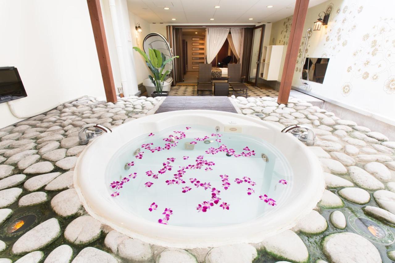 Hotel Atlantis (Adults Only) Osaka Buitenkant foto